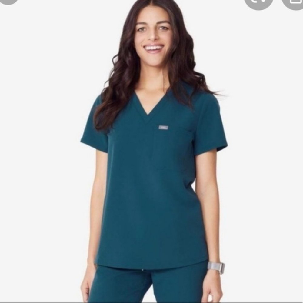 FIGS Caribbean Blue Caterina Top
